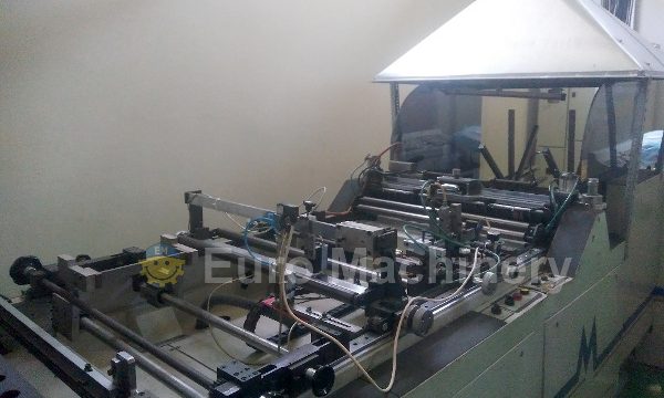 Wicket bag making machine