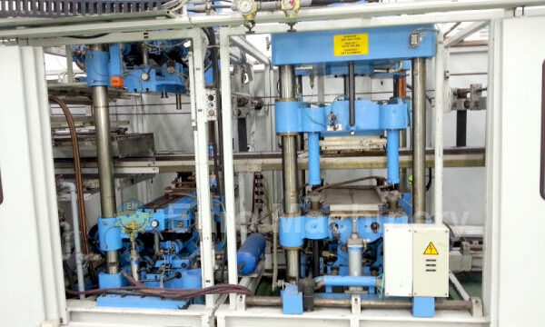 Used KIEFEL KMD 52 - Thermoforming line