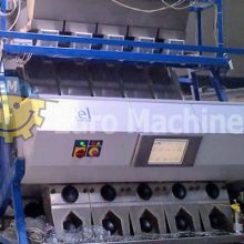 Optical Sorter Machine Sea Pixel 5 - For plastic recycling industry. Sorts shredded plastic and plastic flakes based on lightness.