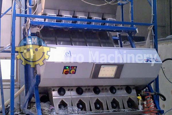 Optical Sorter Machine Sea Pixel 5 - For plastic recycling industry. Sorts shredded plastic and plastic flakes based on lightness.