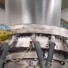 Monolayer Extruders for LDPE.Screw diameter of 120 mm with Die diameter of 900 mm. In good used condition. Can be seen working.
