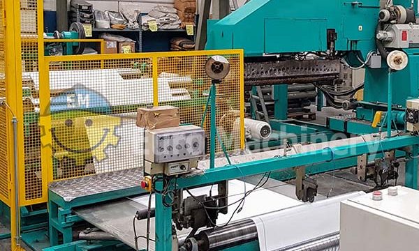 Lenzing Laminator for Extrusion coating mono-extruder. Can process PP coated with: textile, non woven fabric, jute. Can be seen running.
