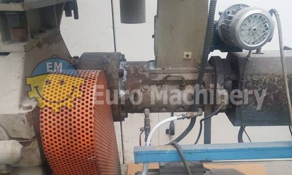 plastic recycling machine
