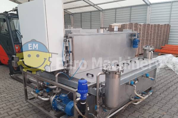 Industrial parts washer for flexo printer.