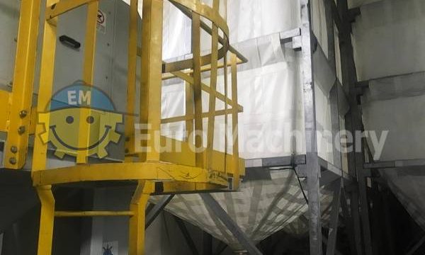 Silo for storing plastic pellets.