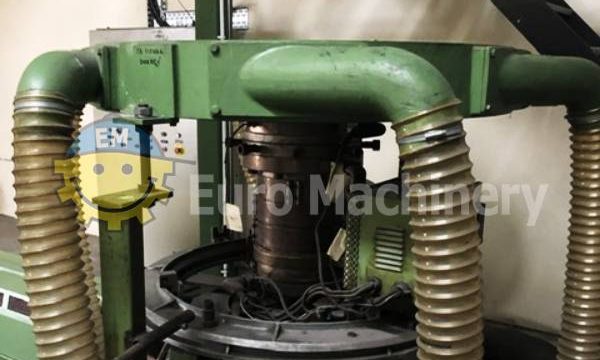 Plastic film extruder with screw diameter of 65 mm.