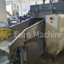 This recycling machine cuts soft materials such as fiber, textile, plastic films, non woven and other