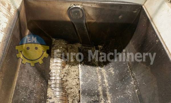 Shredder for sale with hopper inlet: 1360 mm X 1620 mm