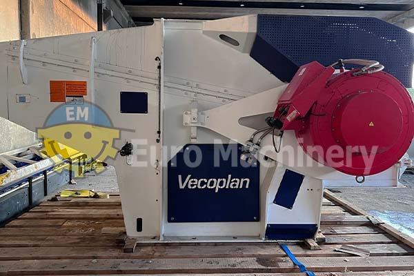 Side view of the One shaft shredder for plastic | Vecoplan VAZ 2000 MFT-V