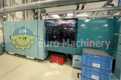 High-Precision Injection Molding Machine
