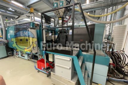 High-Precision Injection Molding Machine