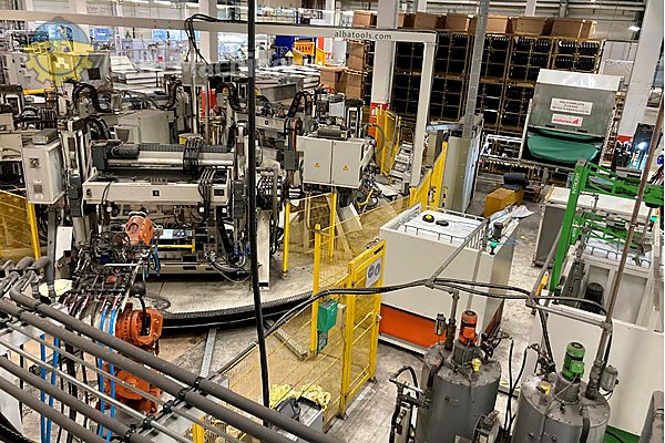 84375 Complete Krauss Maffei foam system, year 2010 2_processed_1.jpg 84375 Complete Krauss Maffei Foam System, Year 2010 2